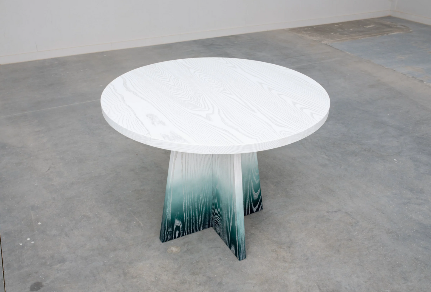 Tapered Cross Base Table