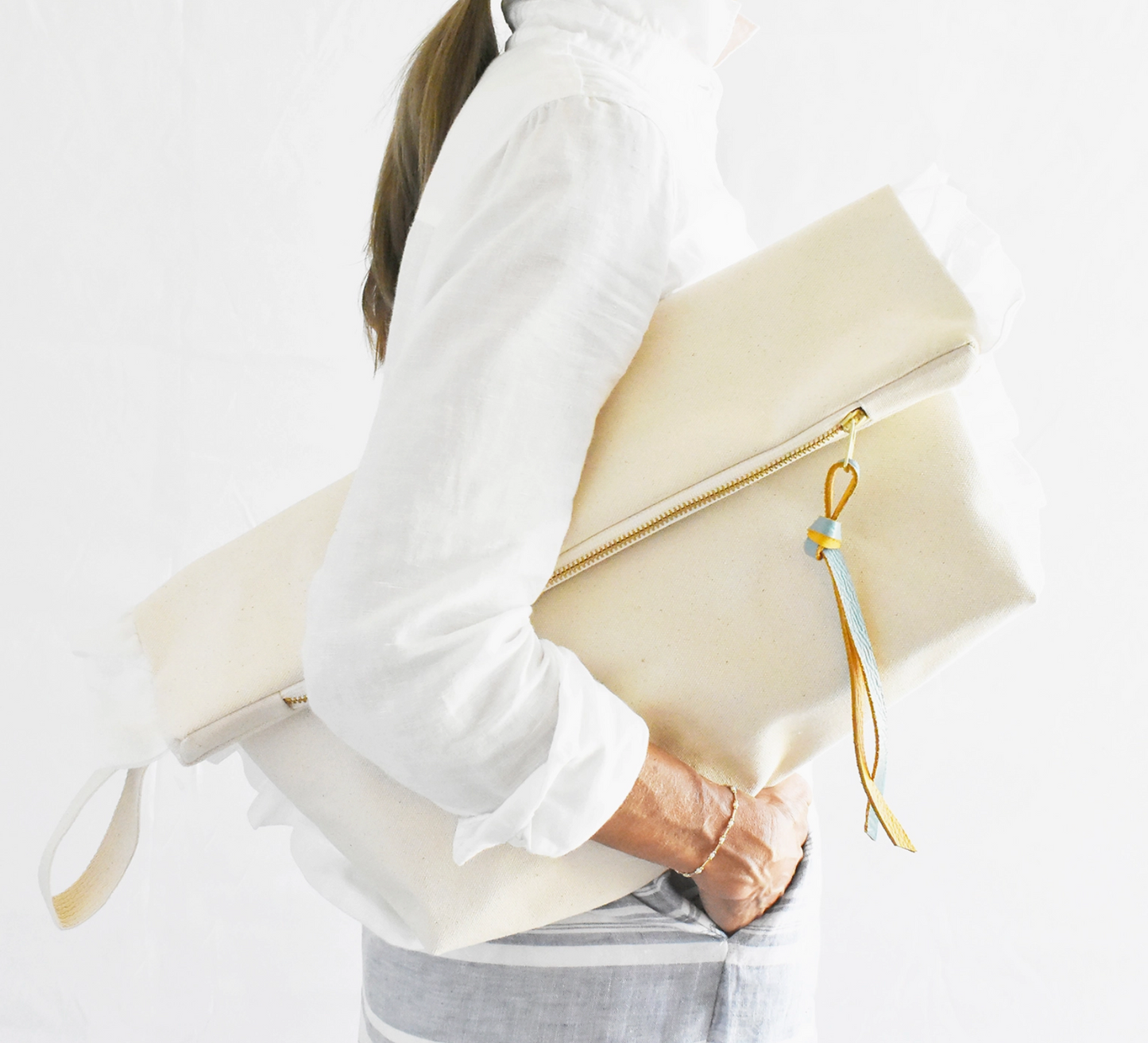 Ruffle Cotton Zipper Pouch