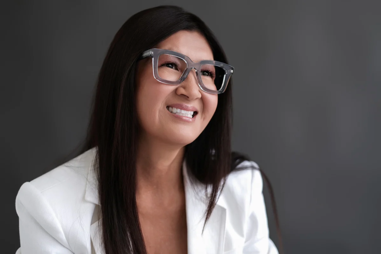Benny’s Eyewear - Gianna