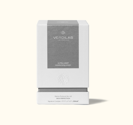 Ultra Light Moisturizing Cream