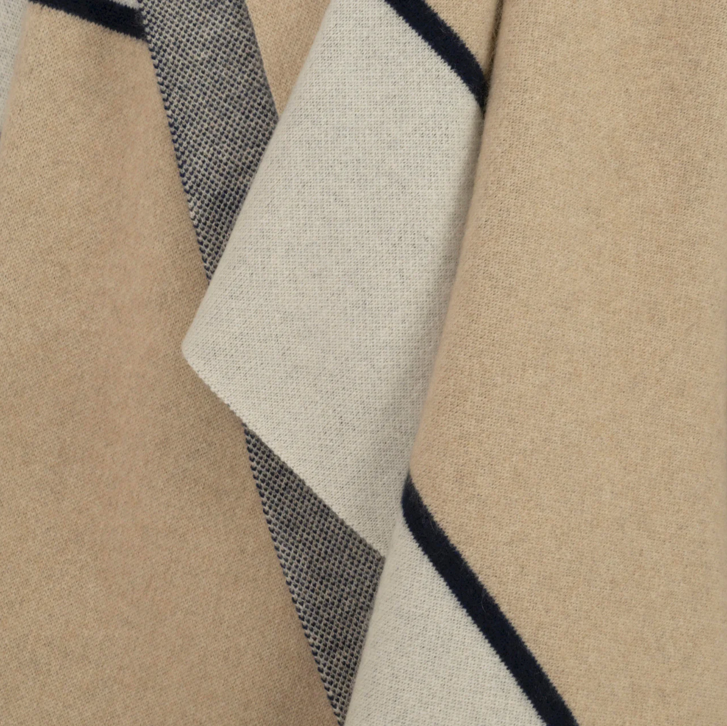 Cashmere Color Filled Throw