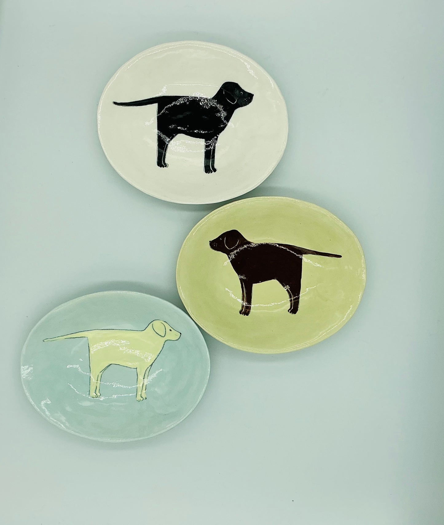 Oval Dog Dish - Labradors