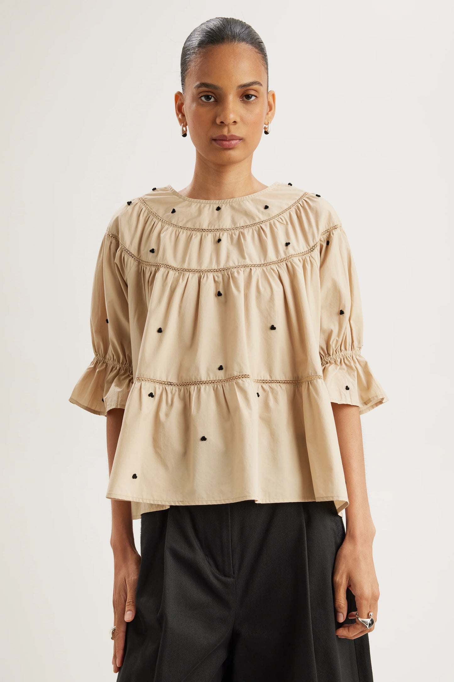 Sol Top with French Knots