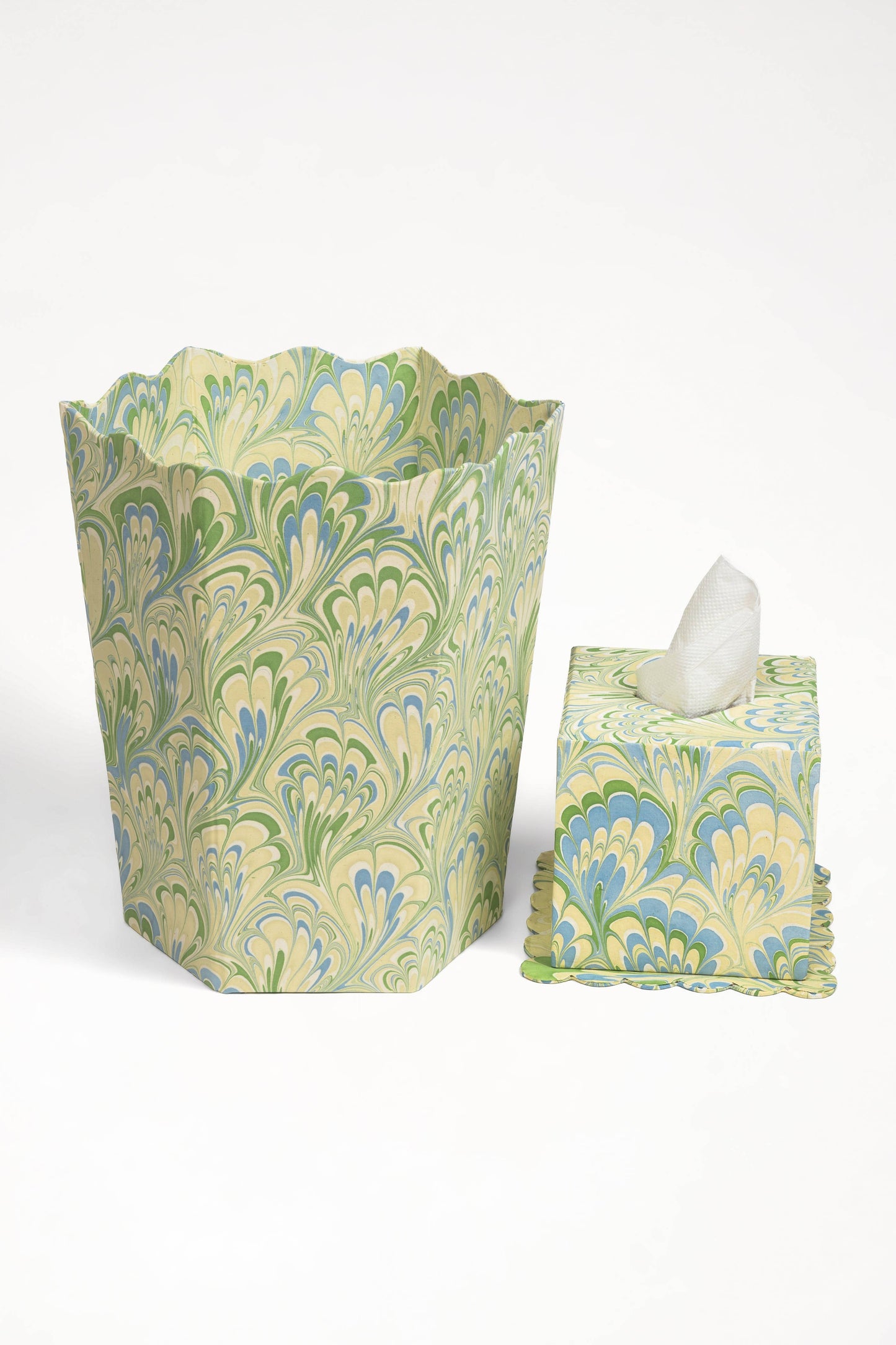 Hand-Marbled Scallop Waste Bin