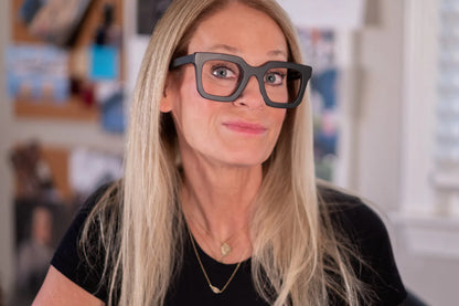 Benny’s Eyewear - Nora*