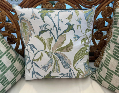 Bahti Shore Pillow 22x22”