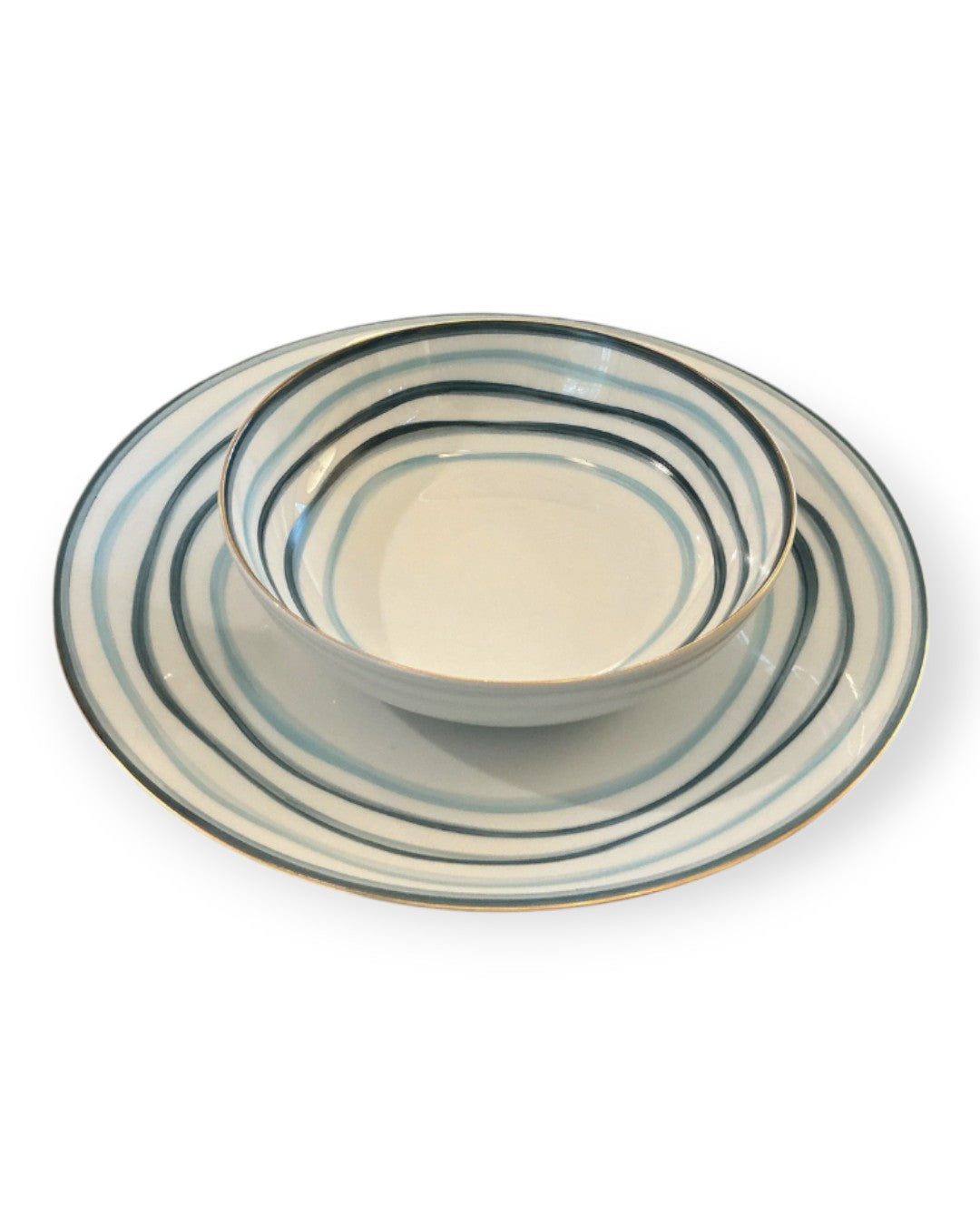 Dinner Plate & Round Bowl Collection in Ondes (Waves) Pattern 26 & 29
