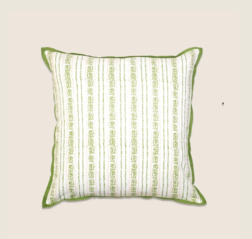 Elise Pillow