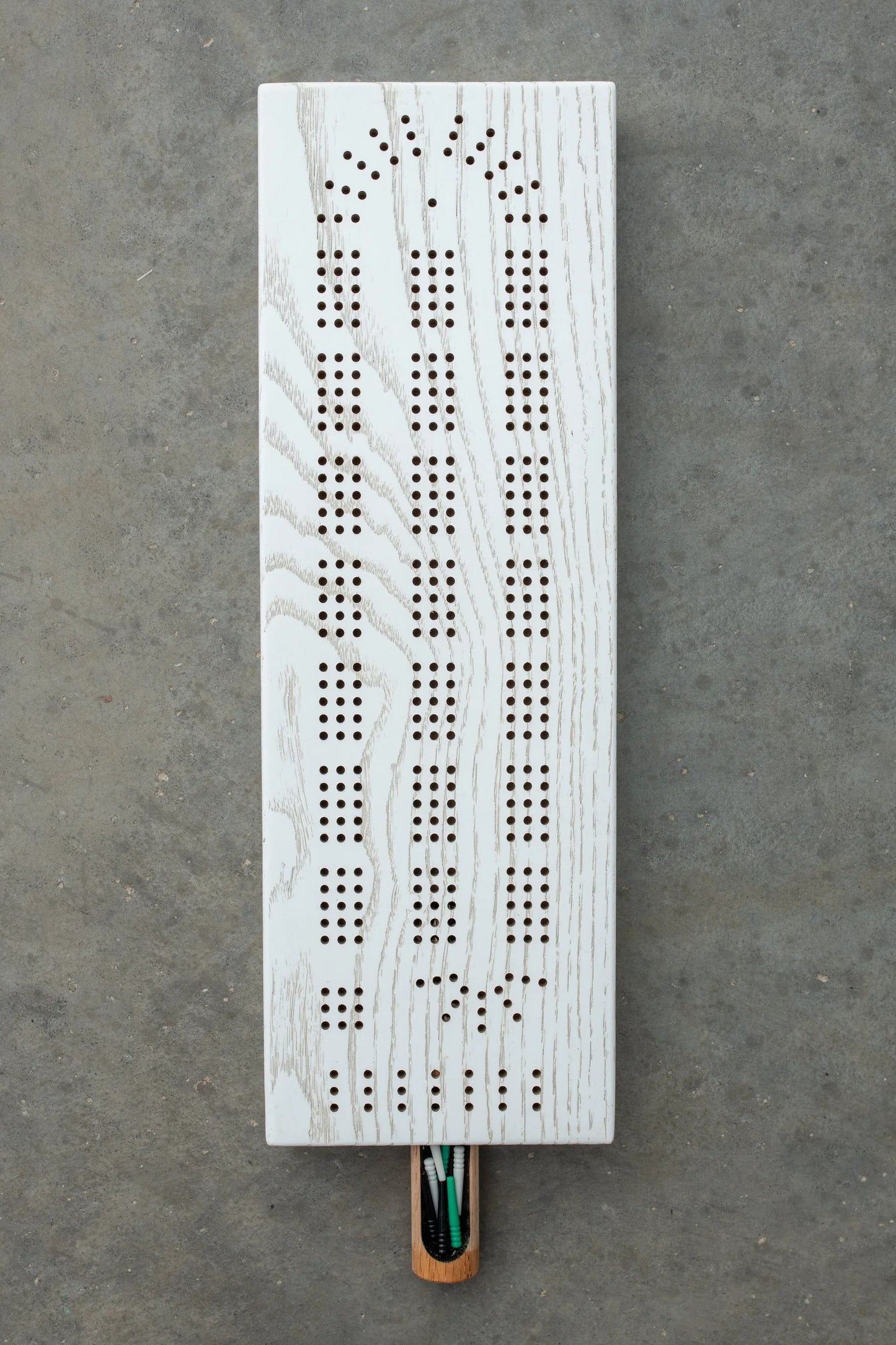 Live Edge Cribbage Board