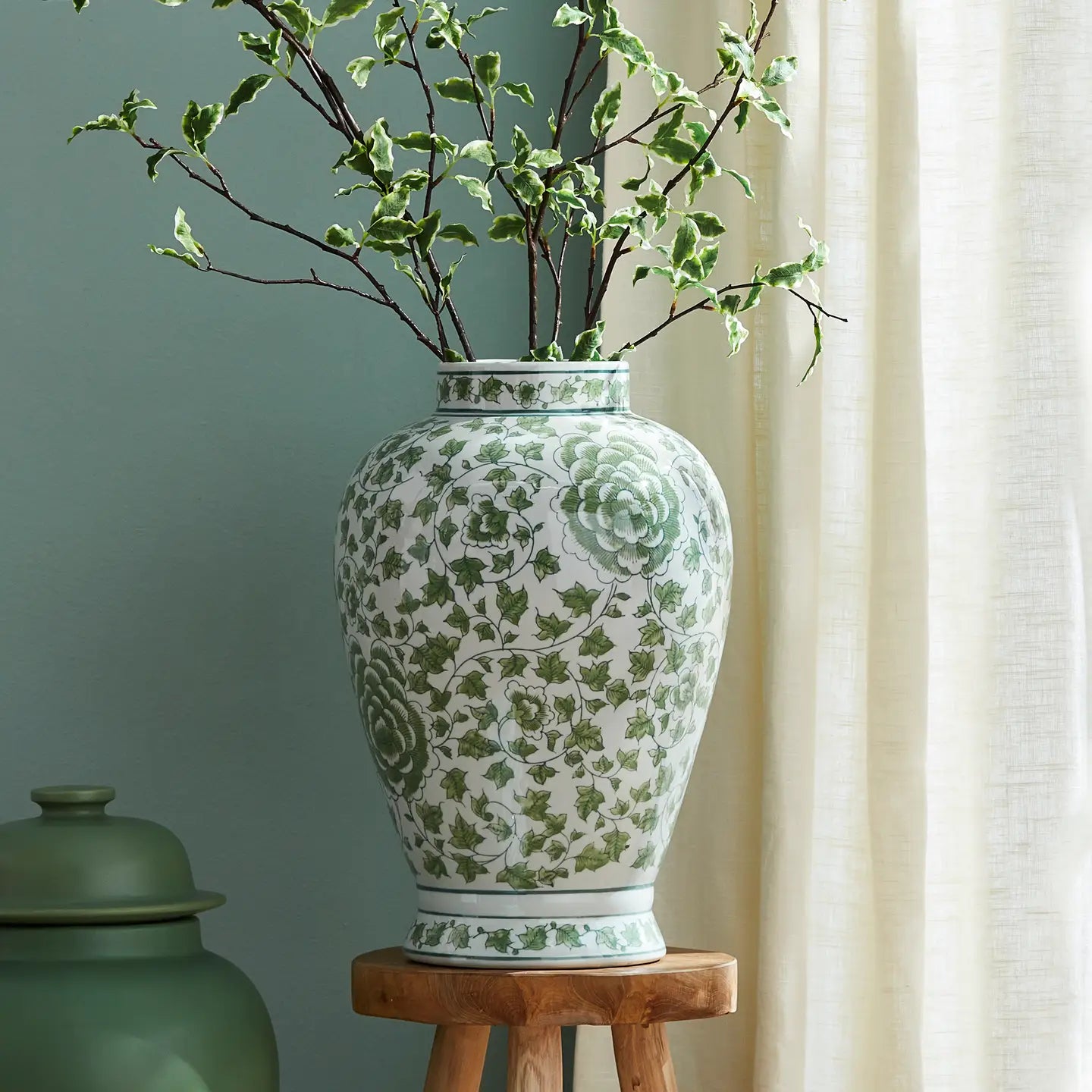 Imperial Ivy Ginger Lidded Jar