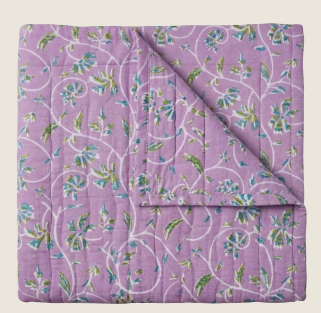 Marguerite Queen Quilt