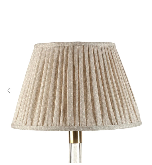 Ecru Figured Round Lampshade