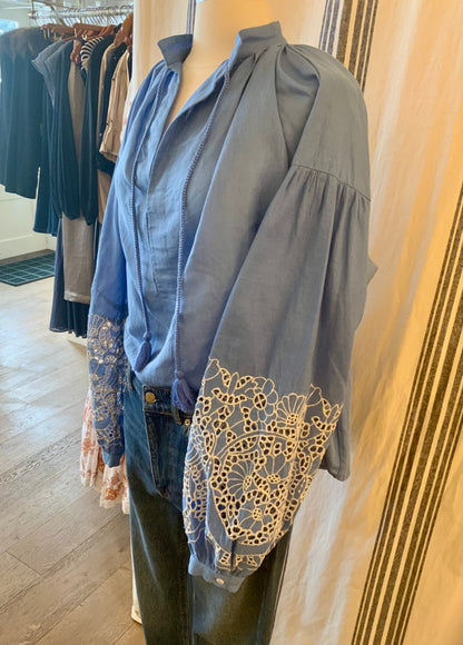Guise Blouse