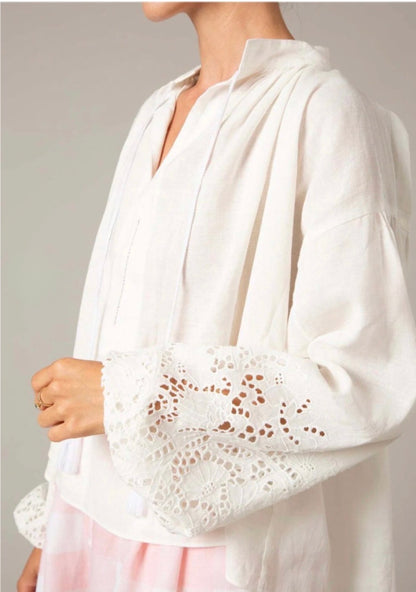 Guise Blouse