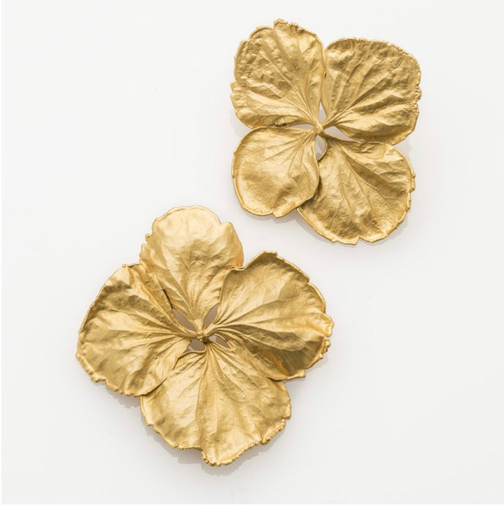 Hydrangea Studs