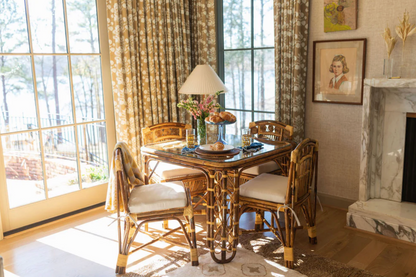 Robinson Table