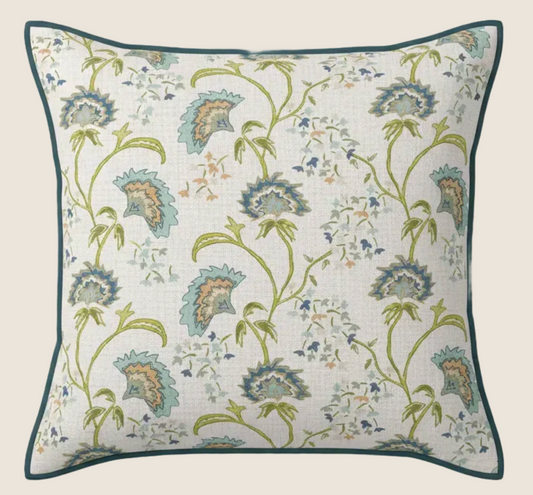 Beatrice Pillow 22"x22"