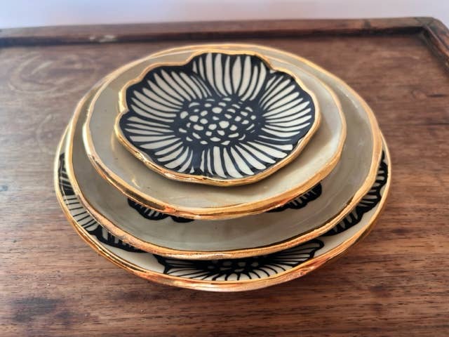 4" Flower Ceramic Dish
